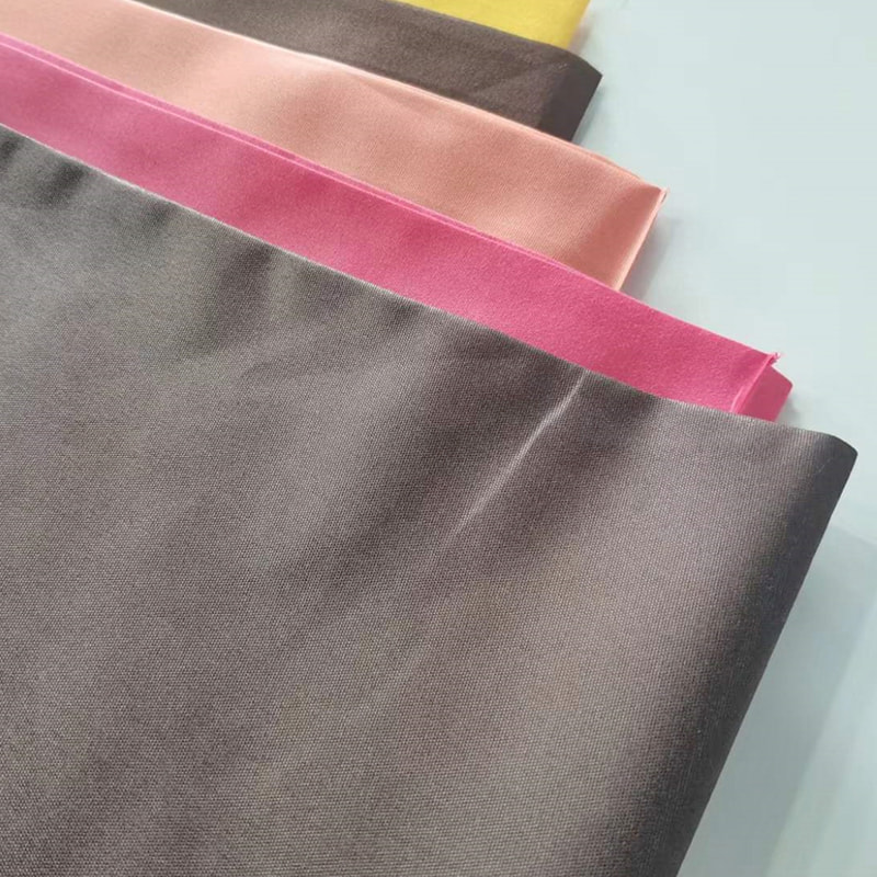 TMIE-08-1-2 85GSM 125cm আরামদায়ক পোশাক-শার্ট এবং লিথ আস্তরণের ফ্যাব্রিক 100% পলিয়েস্টার বিভিন্ন রং পাওয়া যায় রঙ্গিন পলিশ পলিয়েস্টার পপলিন ফ্যাব্রিক